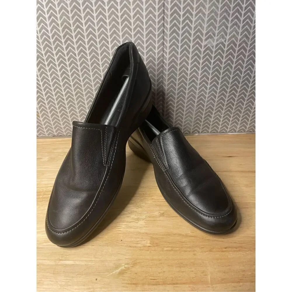 ✅Ecco Black Loafers slip on leather